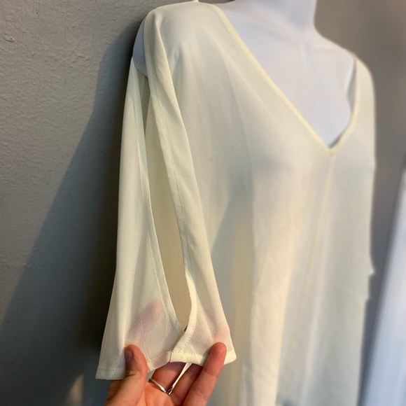 TOBI cream float top - Picture 4 of 4